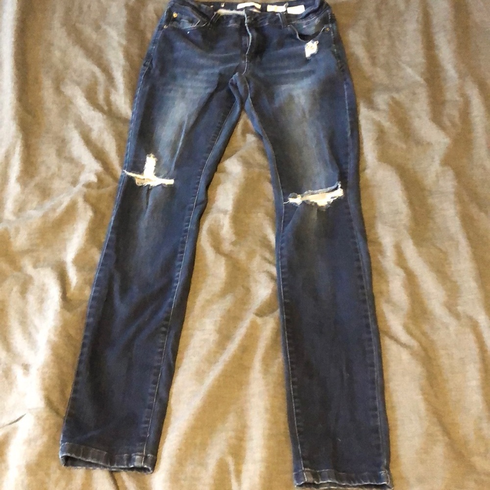 Kenzie knock out skinny mid rise jeans